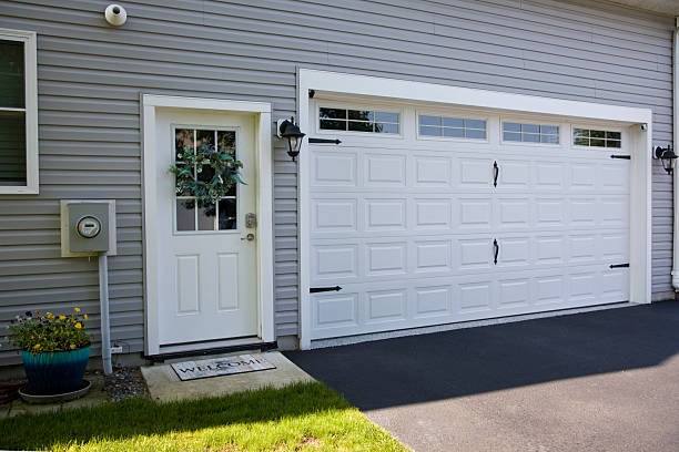 24/7 Emergency Garage Door Roller Replacement experts in Zebulon, NC